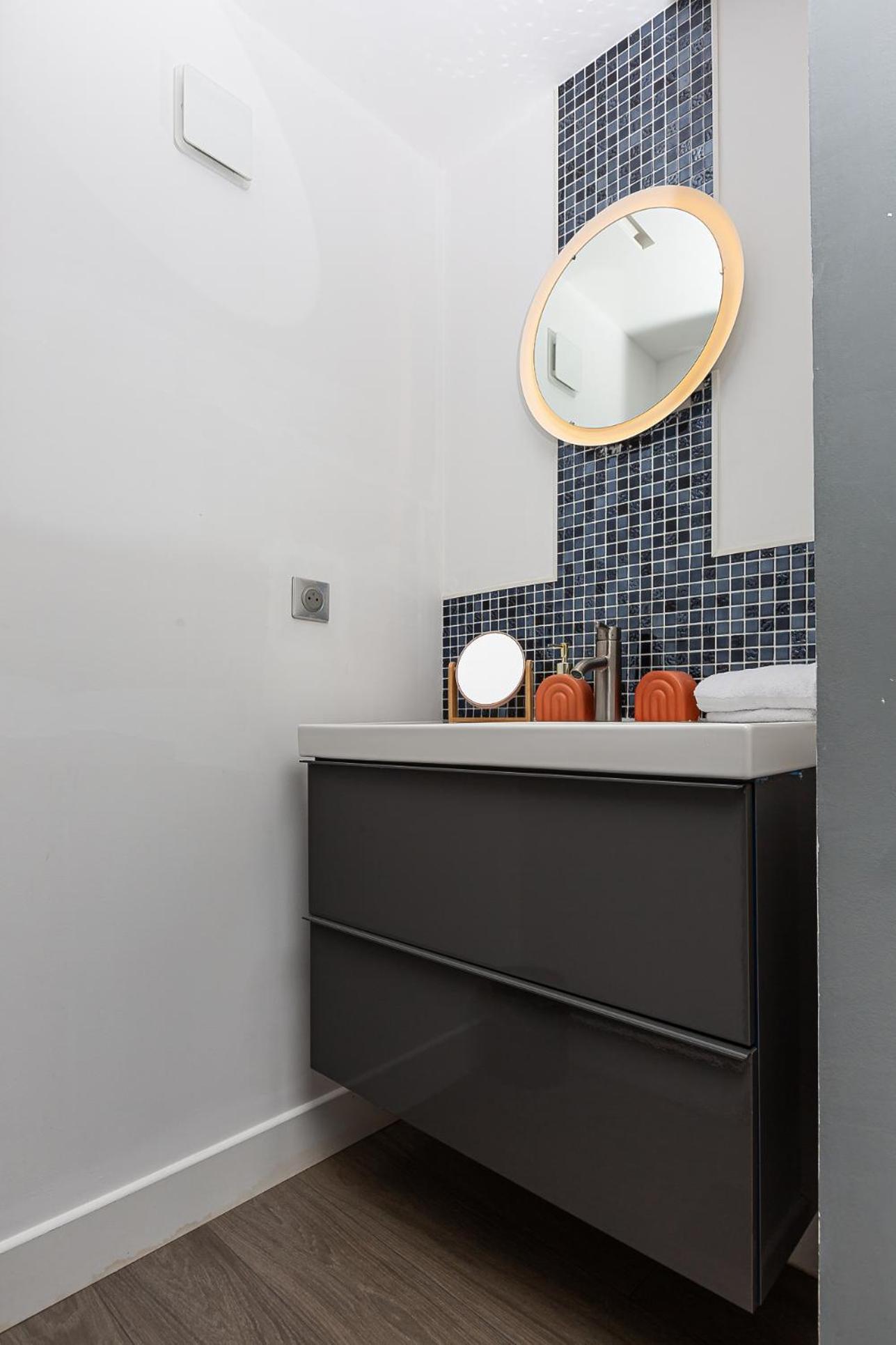 Gites Spa Strasbourg - Studio Romantique, Jacuzzi, Sauna, Terrasse Privee Furdenheim Bagian luar foto
