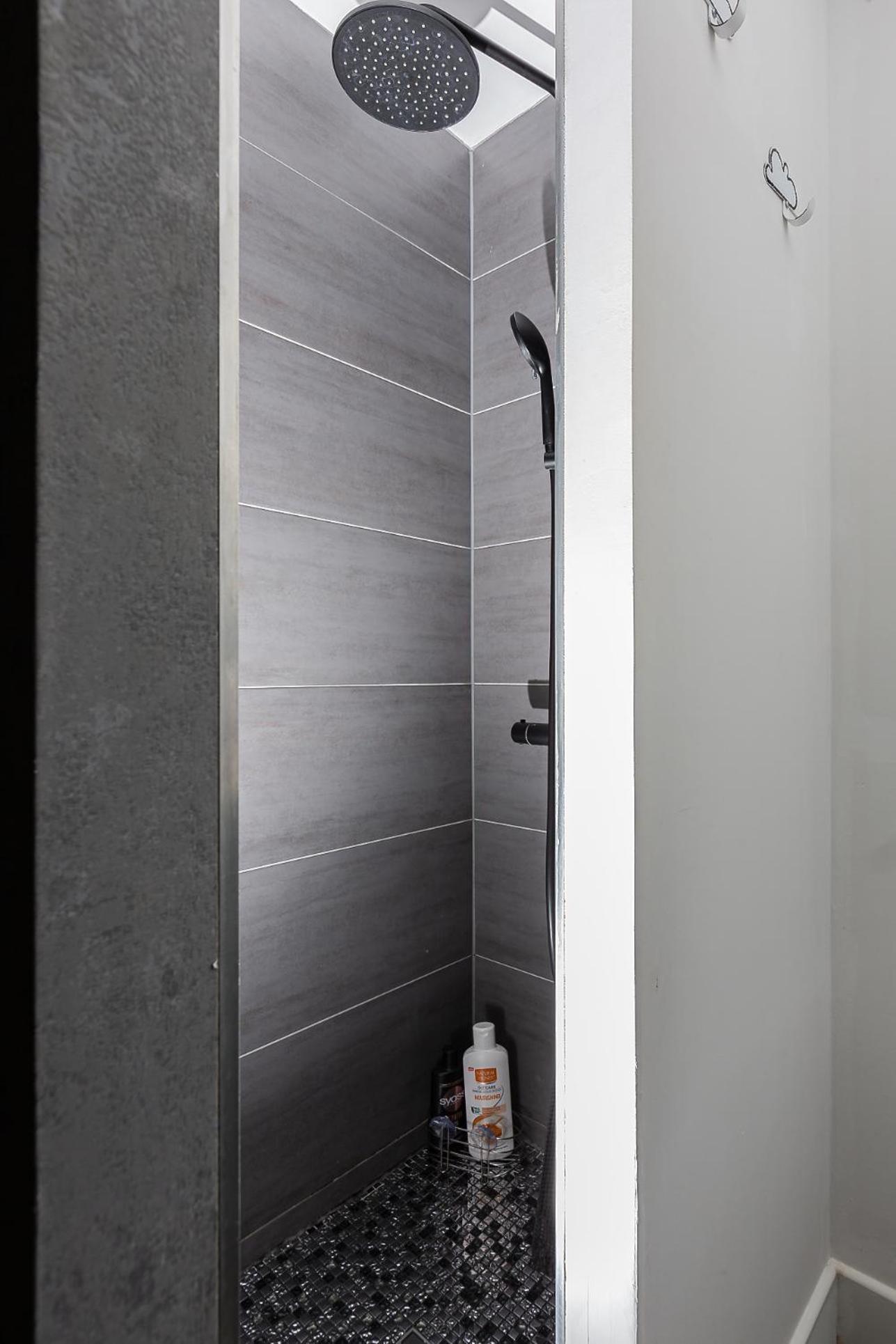 Gites Spa Strasbourg - Studio Romantique, Jacuzzi, Sauna, Terrasse Privee Furdenheim Bagian luar foto