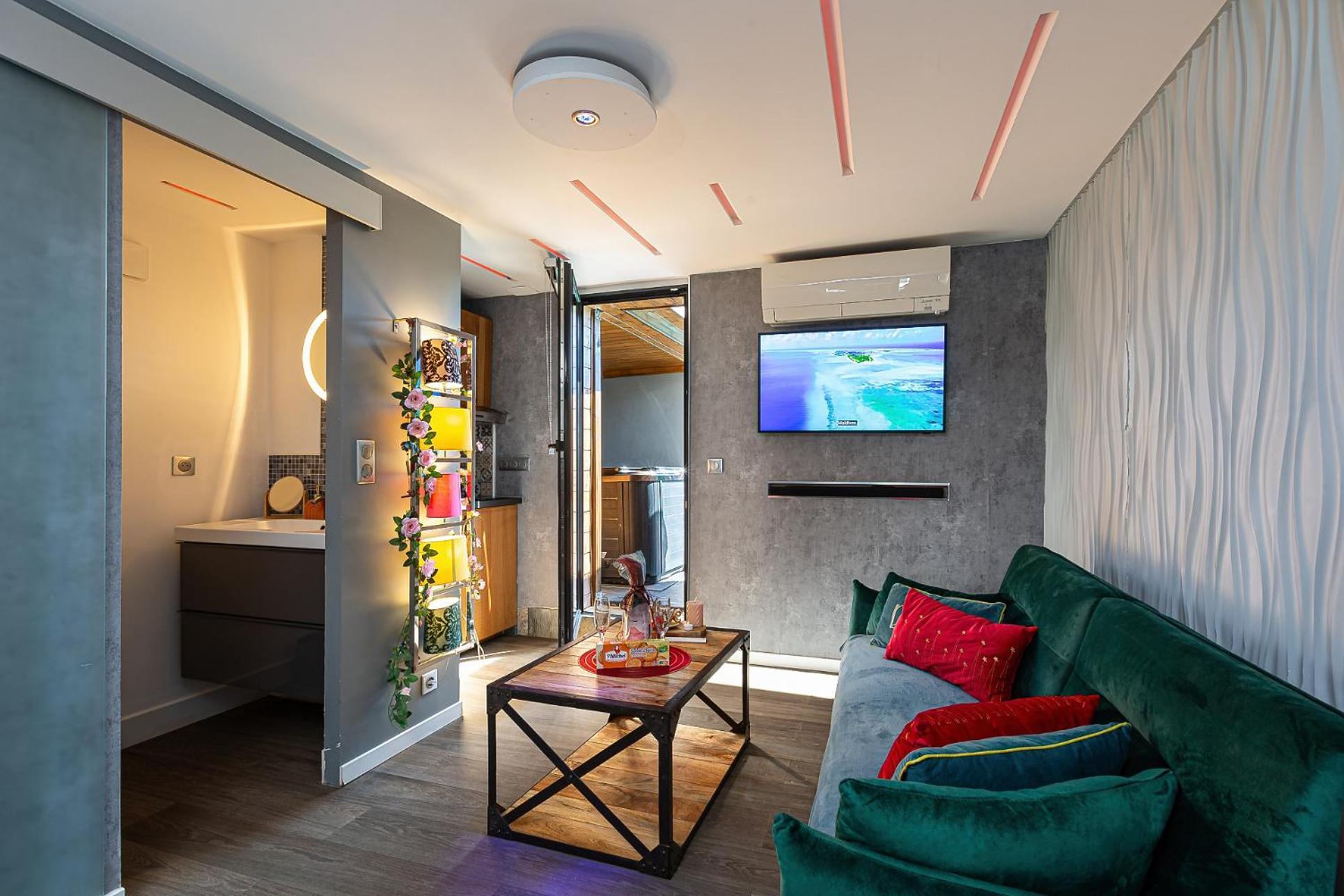 Gites Spa Strasbourg - Studio Romantique, Jacuzzi, Sauna, Terrasse Privee Furdenheim Bagian luar foto